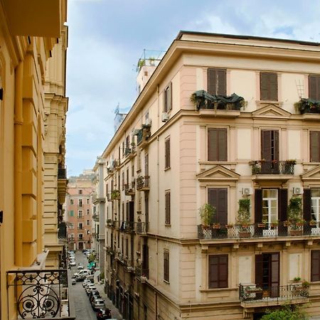 Fafgrandsuitenapoli Exterior foto