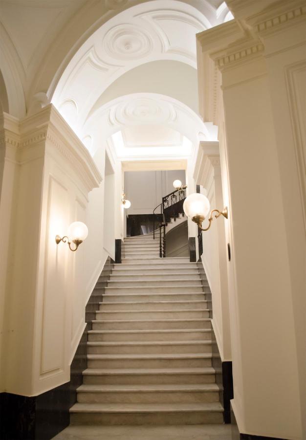 Fafgrandsuitenapoli Exterior foto